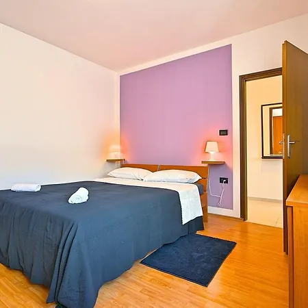 Comfortable Villa With Swimming Pool In Nedescina *