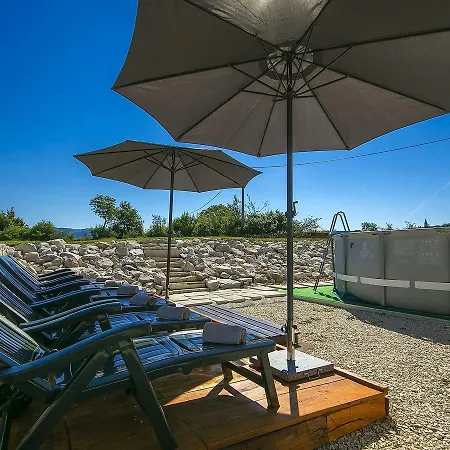 Villa Comfortable Villa With Swimming Pool In Nedescina