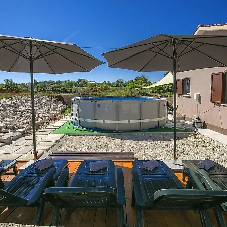 Comfortable Villa With Swimming Pool In Nedescina Sveta Nedelja (Hvar)